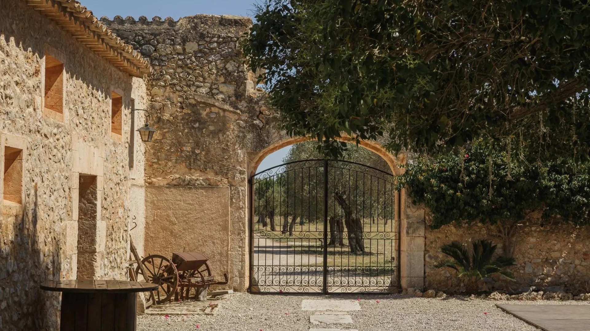 Historic Finca Nature, Charm & Total Privacy 布格 别墅